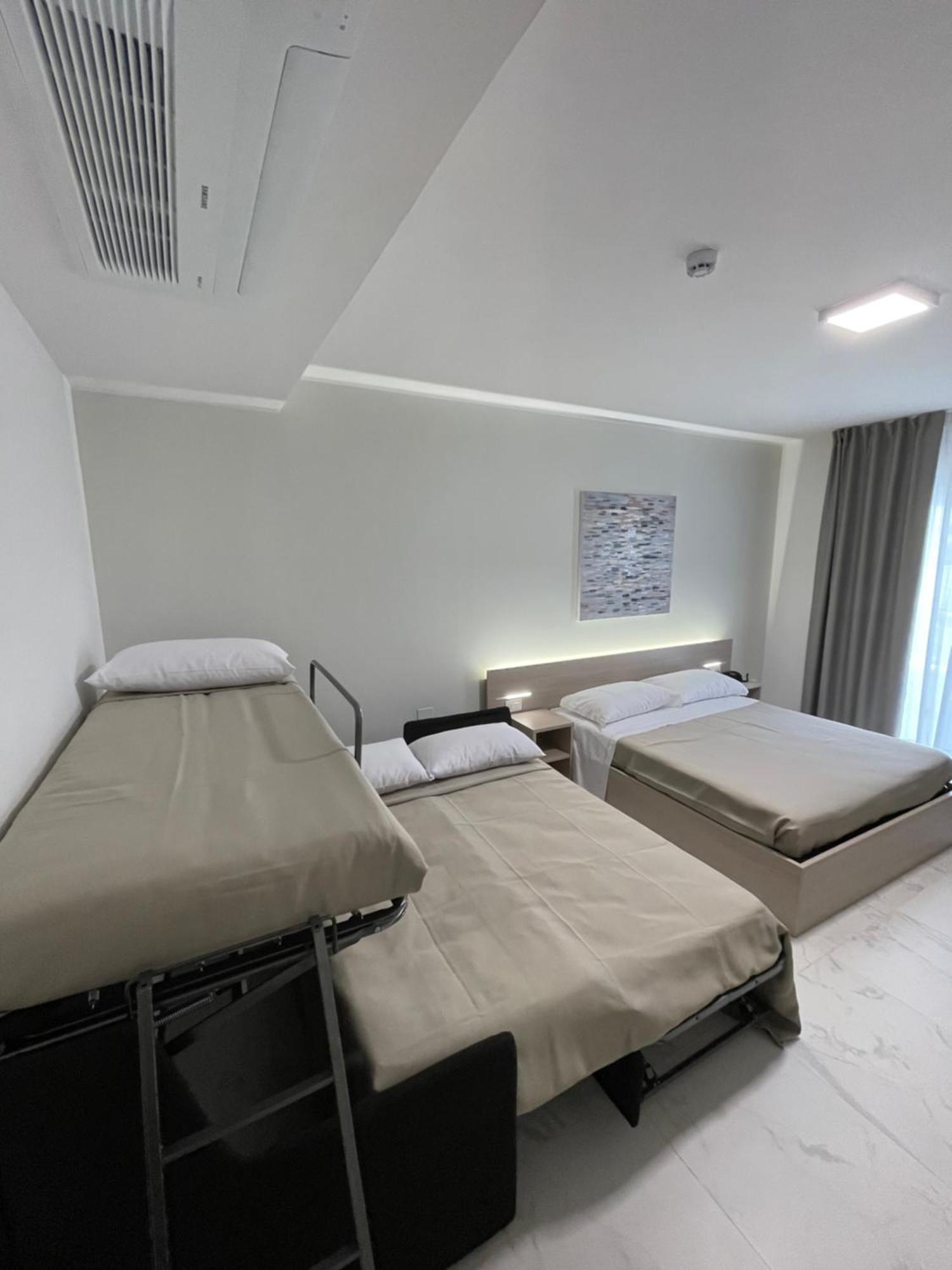 Hotel Diadema Diamante Esterno foto